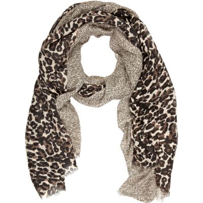 brown leopard print jacquard scarf
