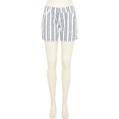 Blue stripe boyfriend denim short