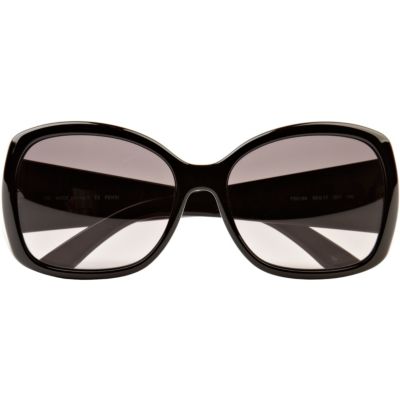 Black fendi sunglasses
