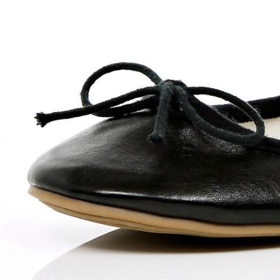 Black bow ballet pumps