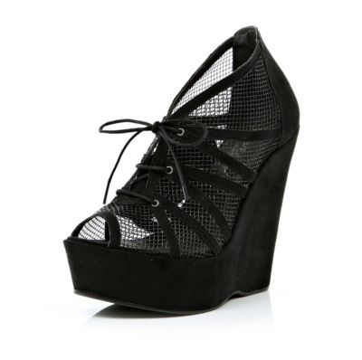 Black lace up wedge 