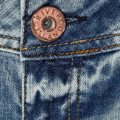 Light wash Cassie boyfriend jeans