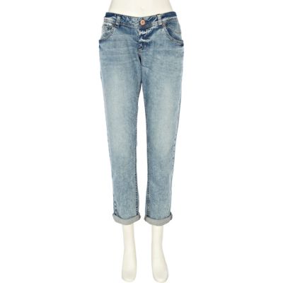 Light wash Cassie boyfriend jeans