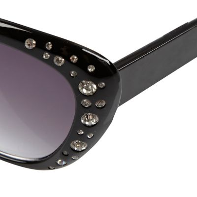 Black bling cateye sunglasses