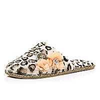 Brown leopard print mule slippers