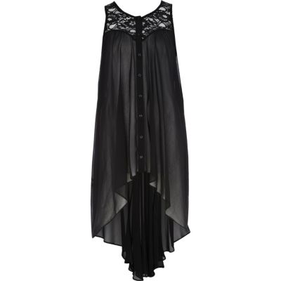 Black lace dip hem top