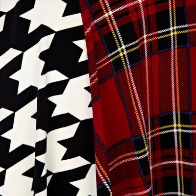Red tartan and dogtooth print skater skirt