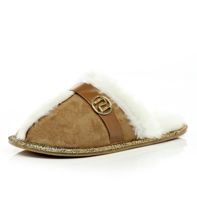 Beige fluffy lined mule slippers