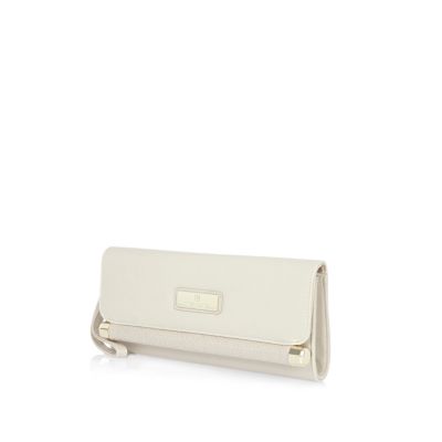 Cream bar front clutch bag