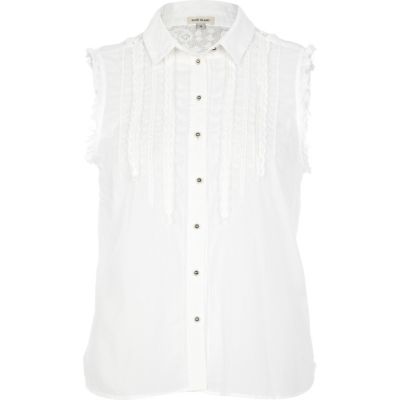 White crochet back sleeveless shirt