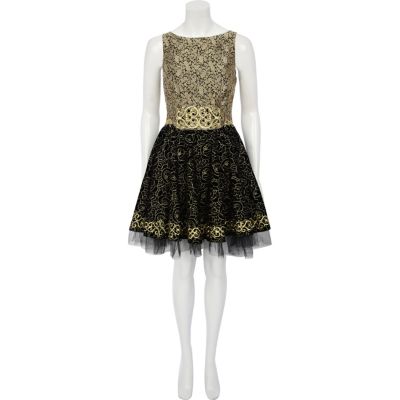 Black metallic baroque prom dress