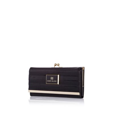 Black patent stripe clip top purse