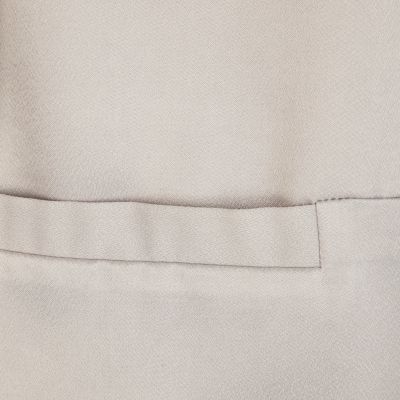Grey unfastened blazer