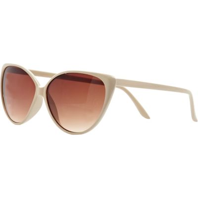 Cream cat eye sunglasses