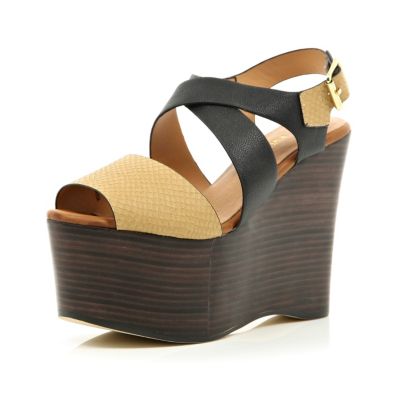 Beige contrast strappy extreme flatforms