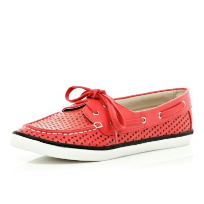 Red perforated stripe sole boat shoes 