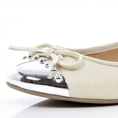 Cream metal toe cap ballet pumps