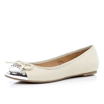 Cream metal toe cap ballet pumps