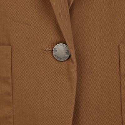 Brown single button long sleeve blazer