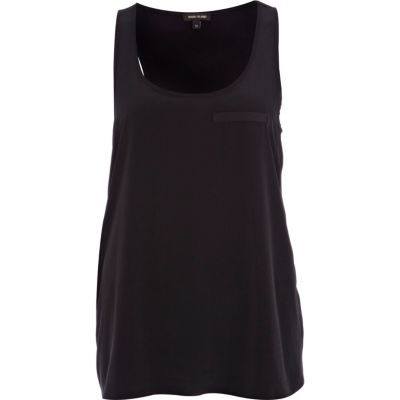 Black jersey back patch pocket vest