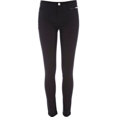 Black skinny trousers