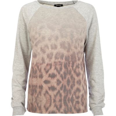 Grey gradated animal print sweatshirt