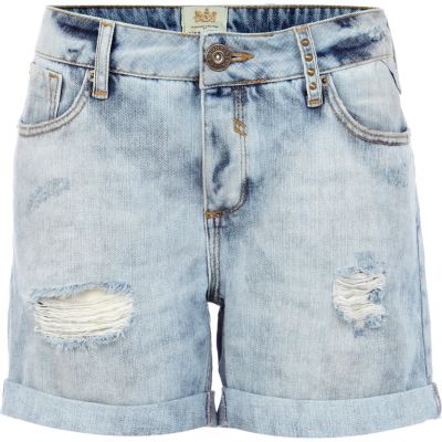 Light wash denim boyfriend shorts 