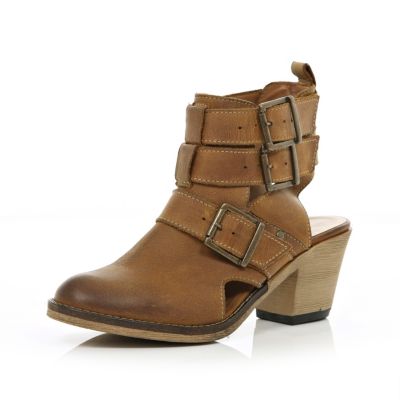 Brown cut out back biker boots