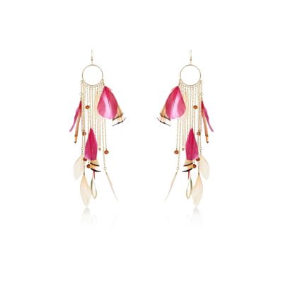Red feather hanging chain earrings