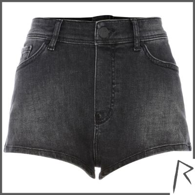 Black Rihanna zip back denim shorts