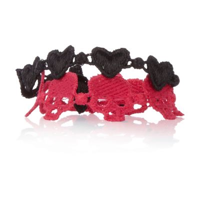 Black skull and heart crochet bracelets