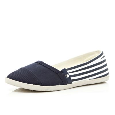 Navy stripe slip on plimsolls