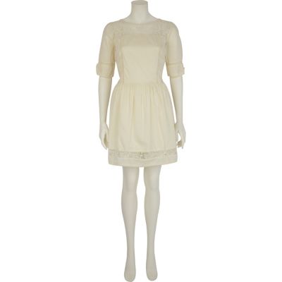 Cream lace insert 3/4 sleeve dress