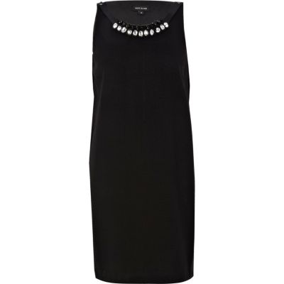 Black gem stone necklace trim sack dress