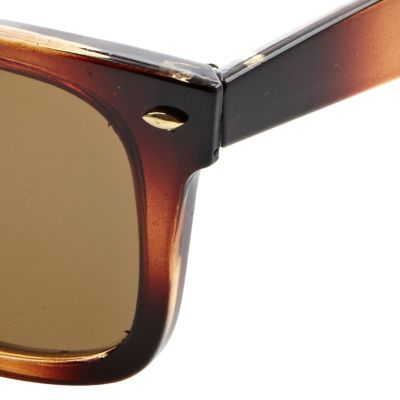 Brown print retro sunglasses