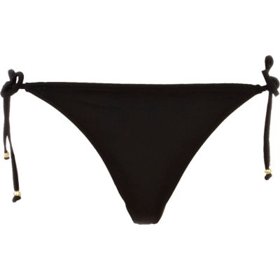Black bikini bottoms