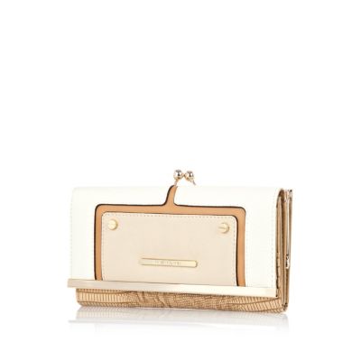 Cream contrast panel clip top purse