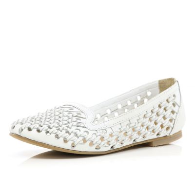 White woven slipper shoes