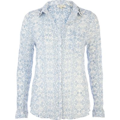 Blue floral print embellished collar shirt