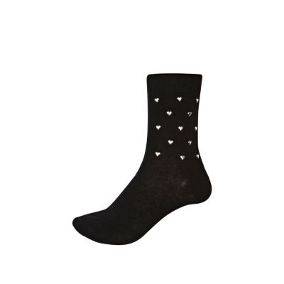 Black heart stud ankle socks