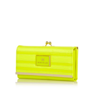 Yellow neon patent stripe clip top purse