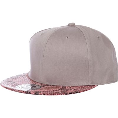 Grey snake peak trucker hat 