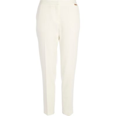 White smart slim trousers