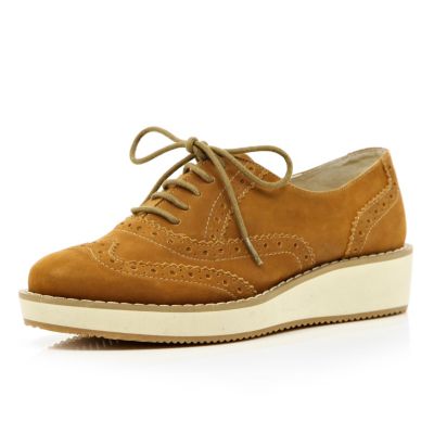 Brown flatform lace up brogues