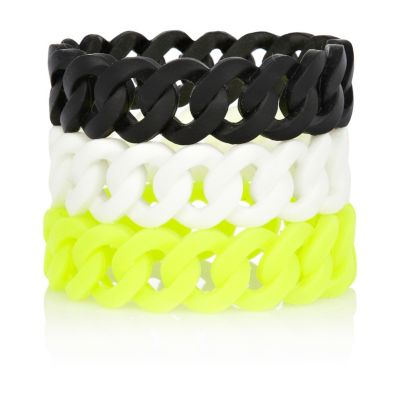 Black gummy bracelets pack