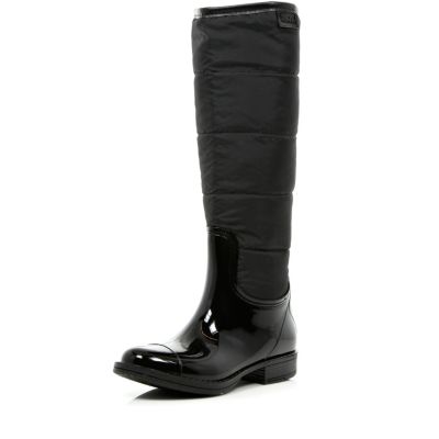 Black padded wellies
