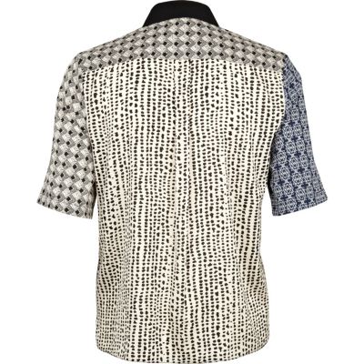 Blue mosaic print colour block shirt