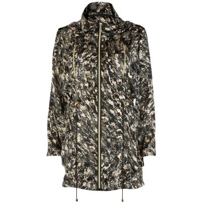 Khaki camo print parka jacket