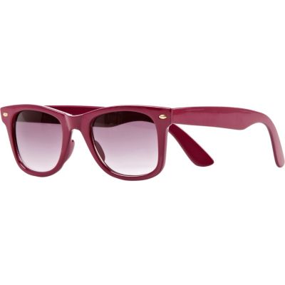 Purple retro sunglasses