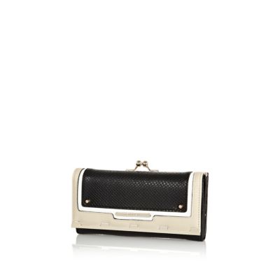Black colour block clip top purse